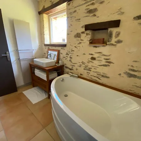 Au Mas Retz De Jade 3*