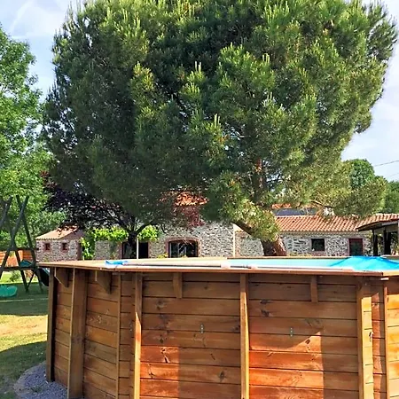 Bed and Breakfast Au Mas Retz De Jade 3*