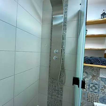 Bed and Breakfast Au Mas Retz De Jade 3*