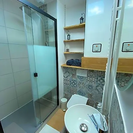 Bed and Breakfast Au Mas Retz De Jade 3*