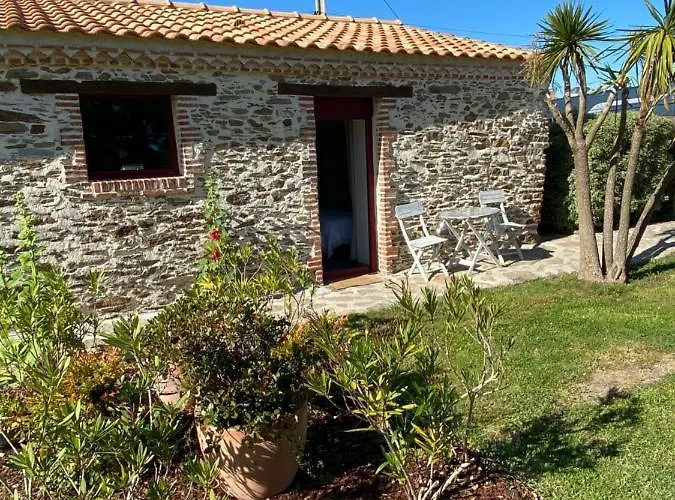 Au Mas Retz De Jade 3*